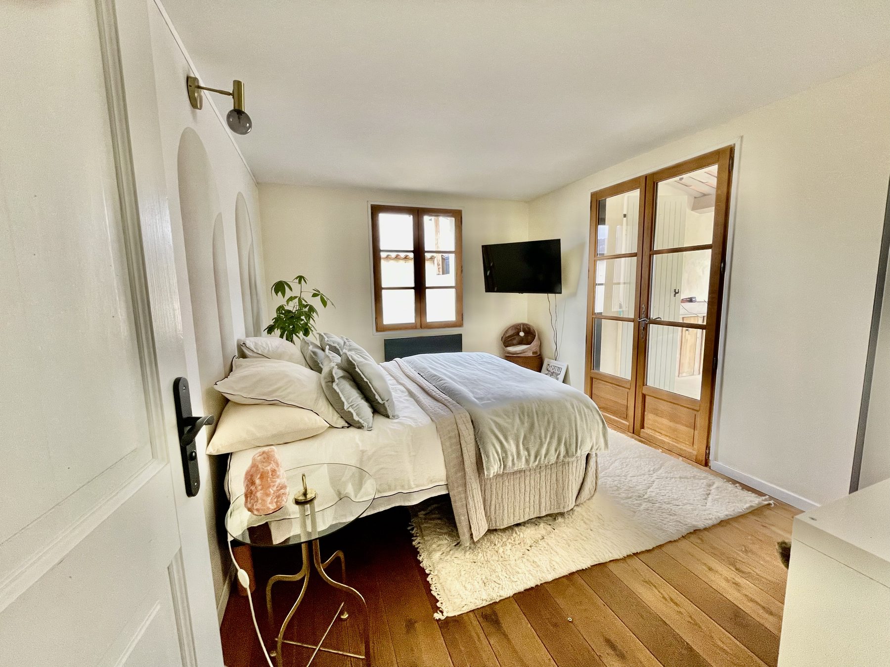 Chambre avec lit double — villa Pays de Forcalquier